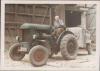 mein Vater auf dem 1 Traktor            (3395) 